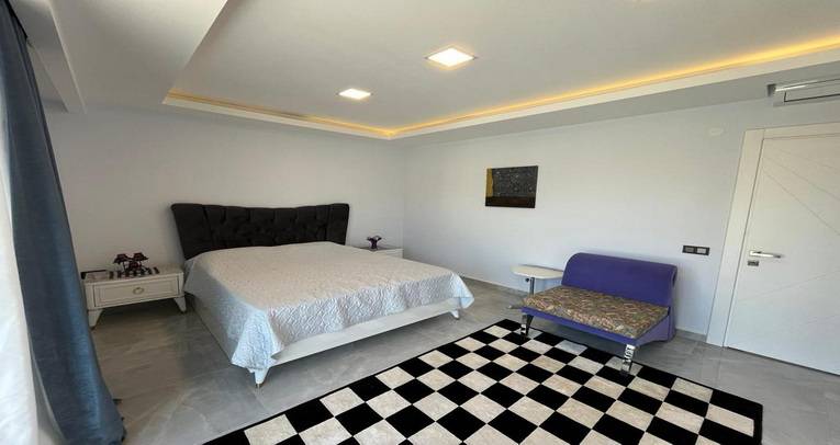 Luxury 3+1 and studio apartment in Oba